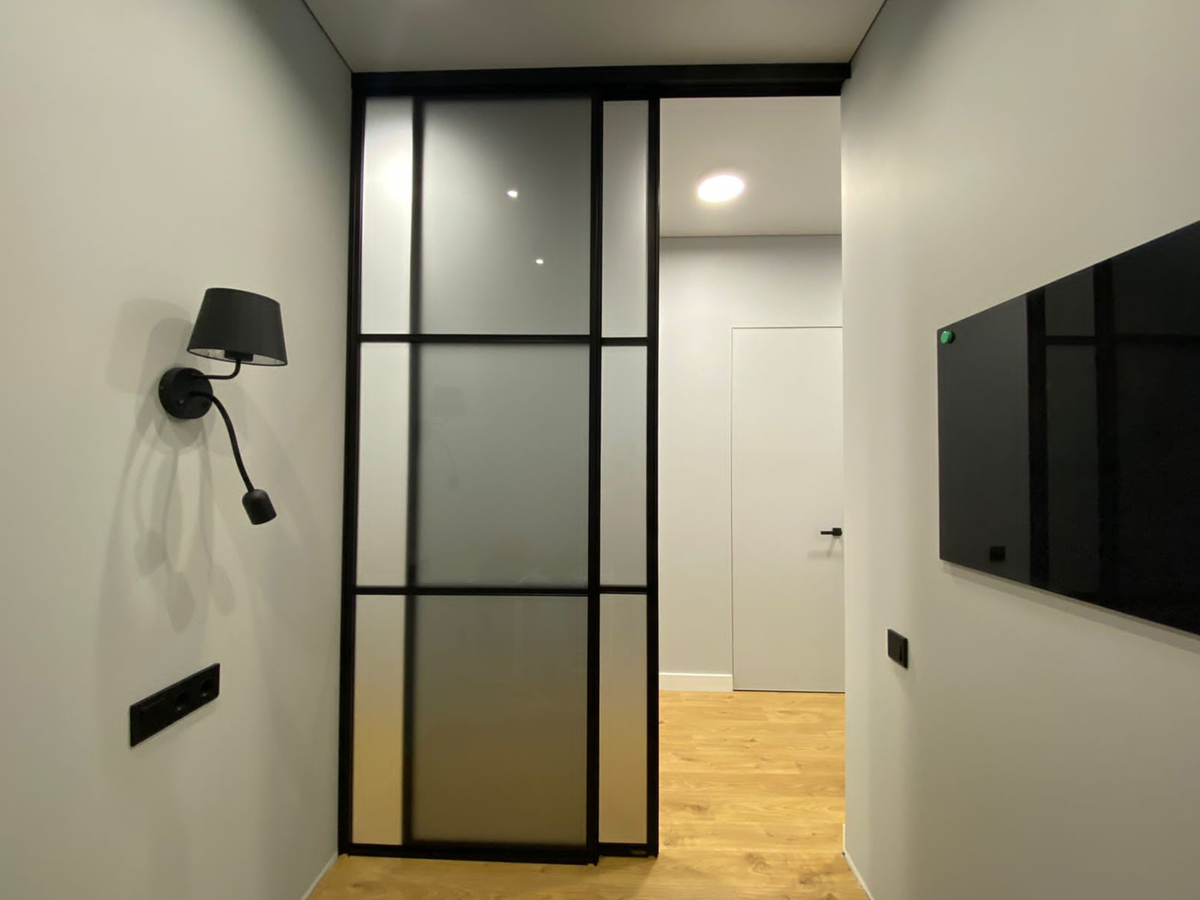 Дизайн комнаты с раздвижными дверями